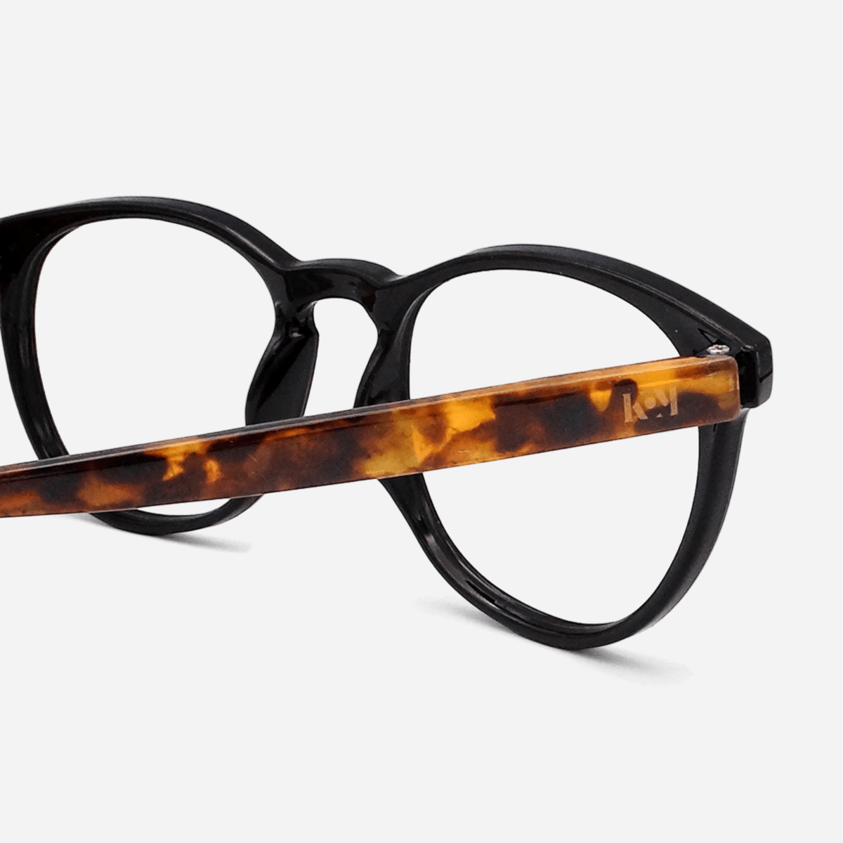 lunette-loupe-de-lecture-vente-a-domicile-T20-FAUVE-1.png