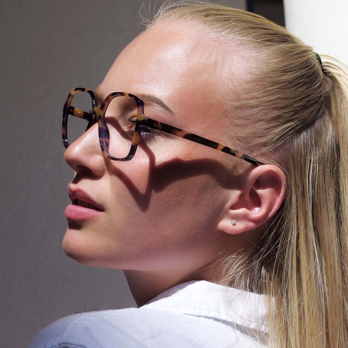 lunettes-de-lecture-femme-tendance-vente-a-domicile-T43