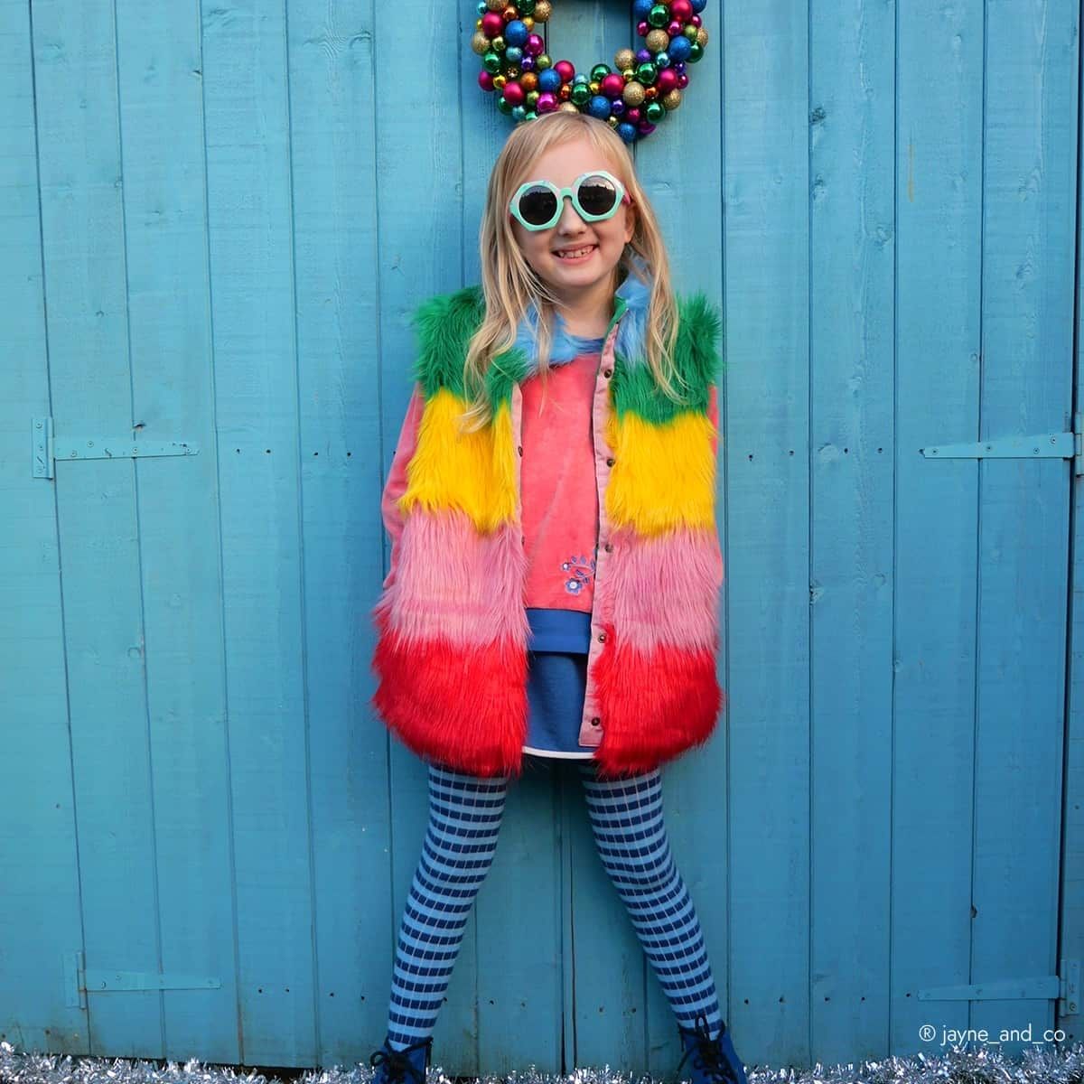 lunettes-de-soleil-enfant-originales-vente-a-domicile-KIWI-TROPZ