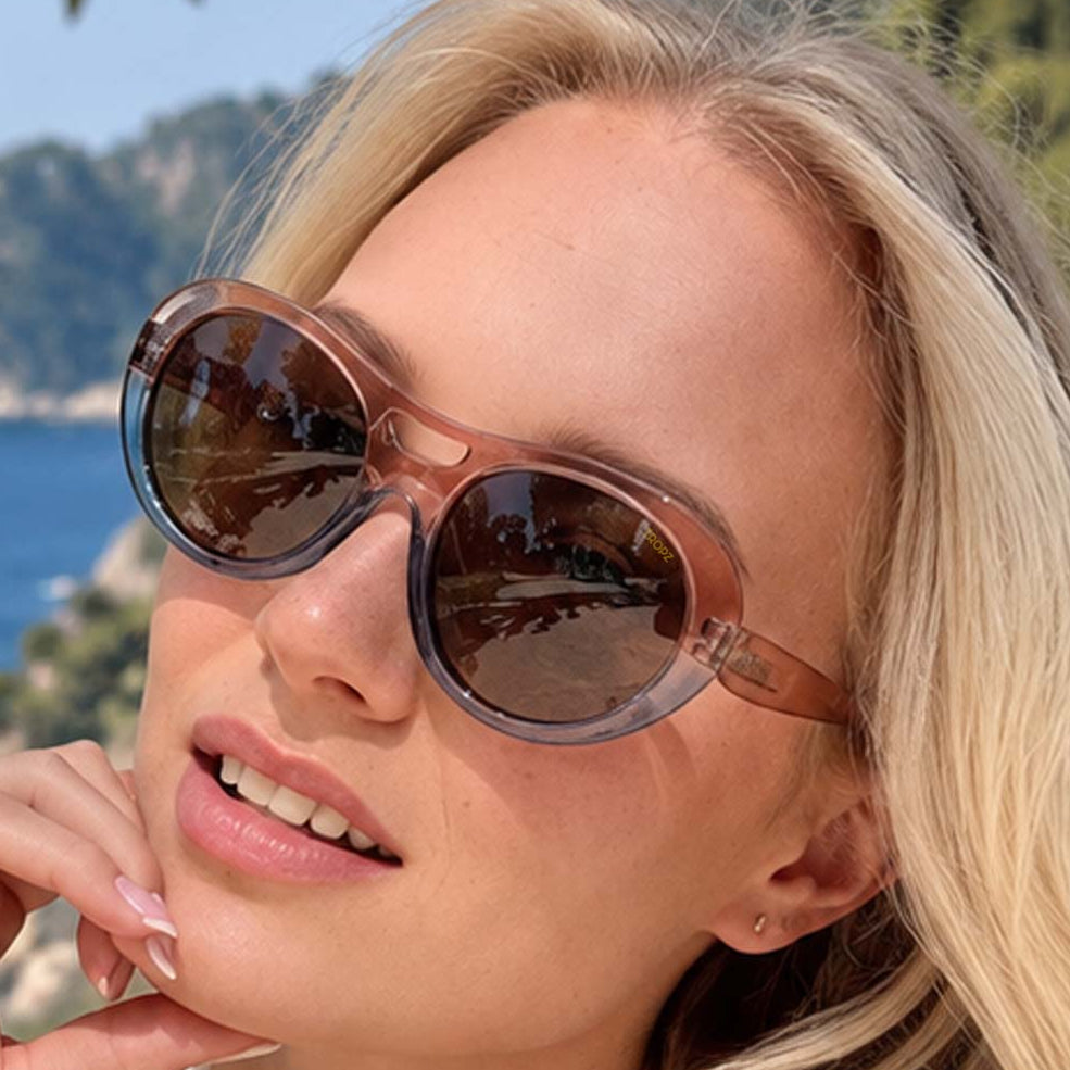 Lunettes de soleil polarisées aviateur revisitées, monture rose et bleue, verres bruns, femme