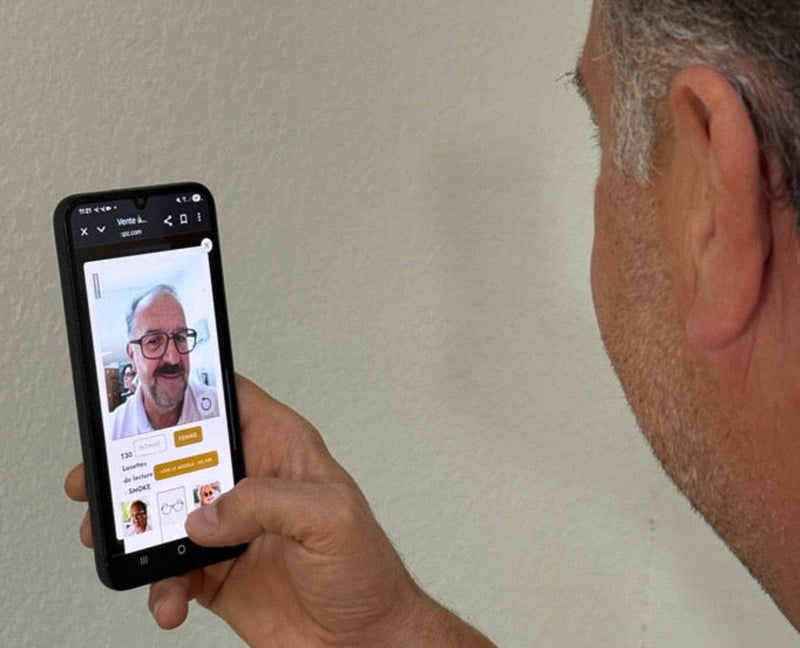 J'ESSAYE EN LIGNE LES LUNETTES D'UN CRÉATEUR