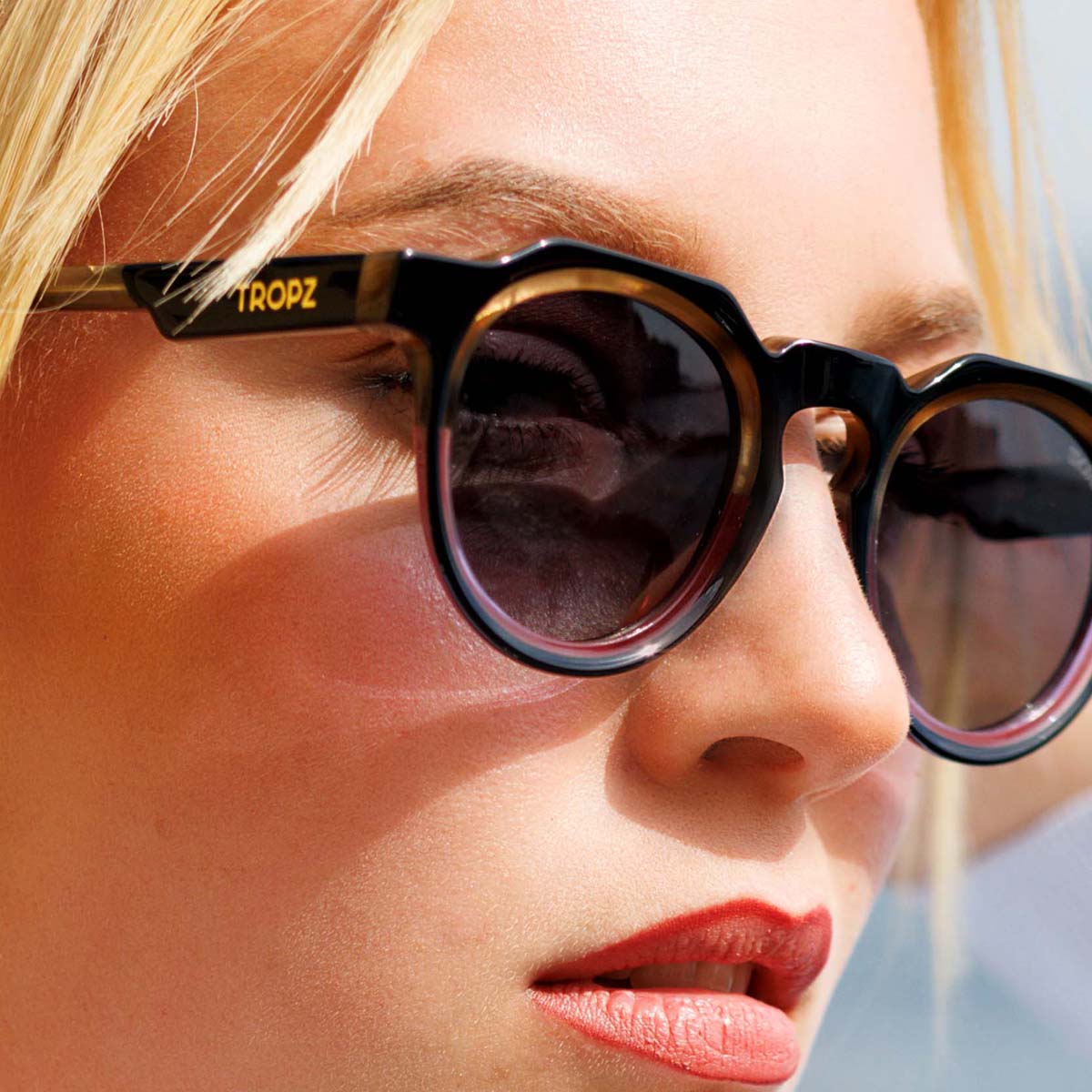 N°10 Lunettes de soleil