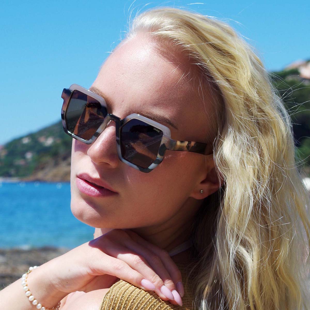 lunettes-de-soleil-polarisees-femme-vente-directe-domicile-T42-SP-TROPZ